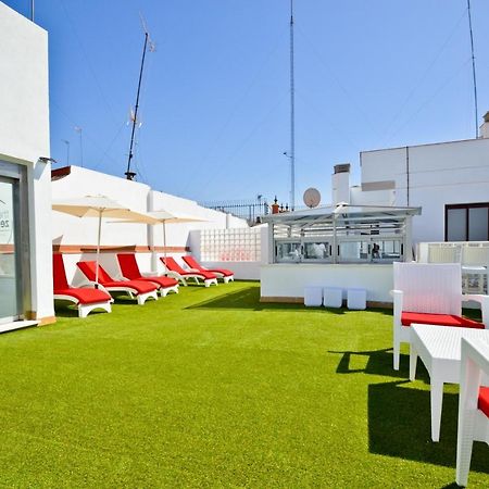 The Zentral Arenal Suites Siviglia Esterno foto