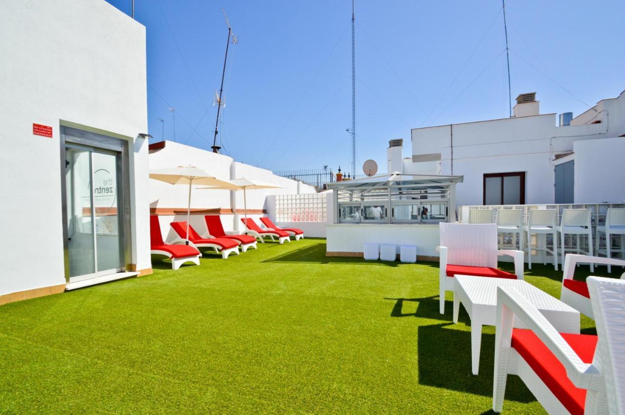 The Zentral Arenal Suites Siviglia Esterno foto
