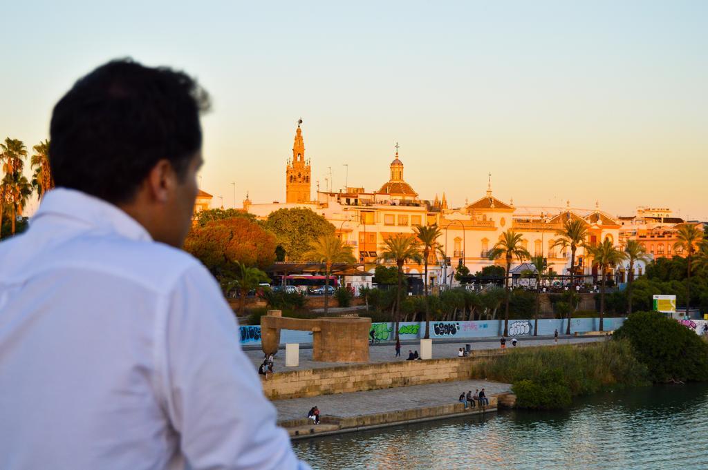 The Zentral Arenal Suites Siviglia Esterno foto
