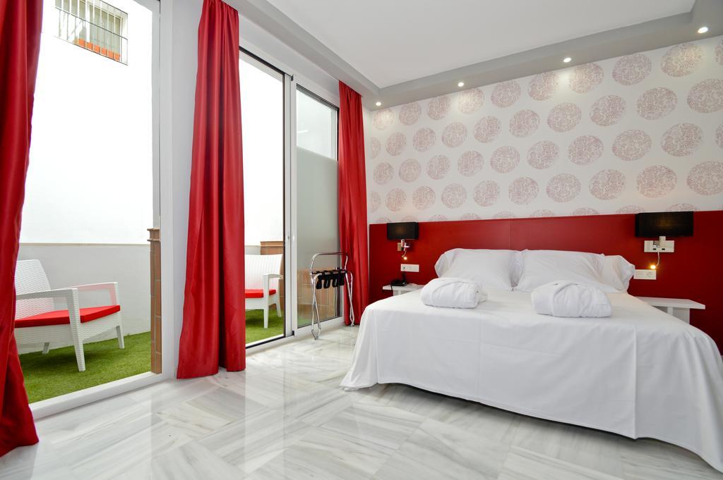 The Zentral Arenal Suites Siviglia Esterno foto