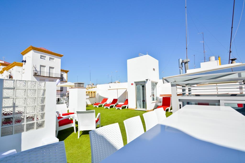 The Zentral Arenal Suites Siviglia Esterno foto